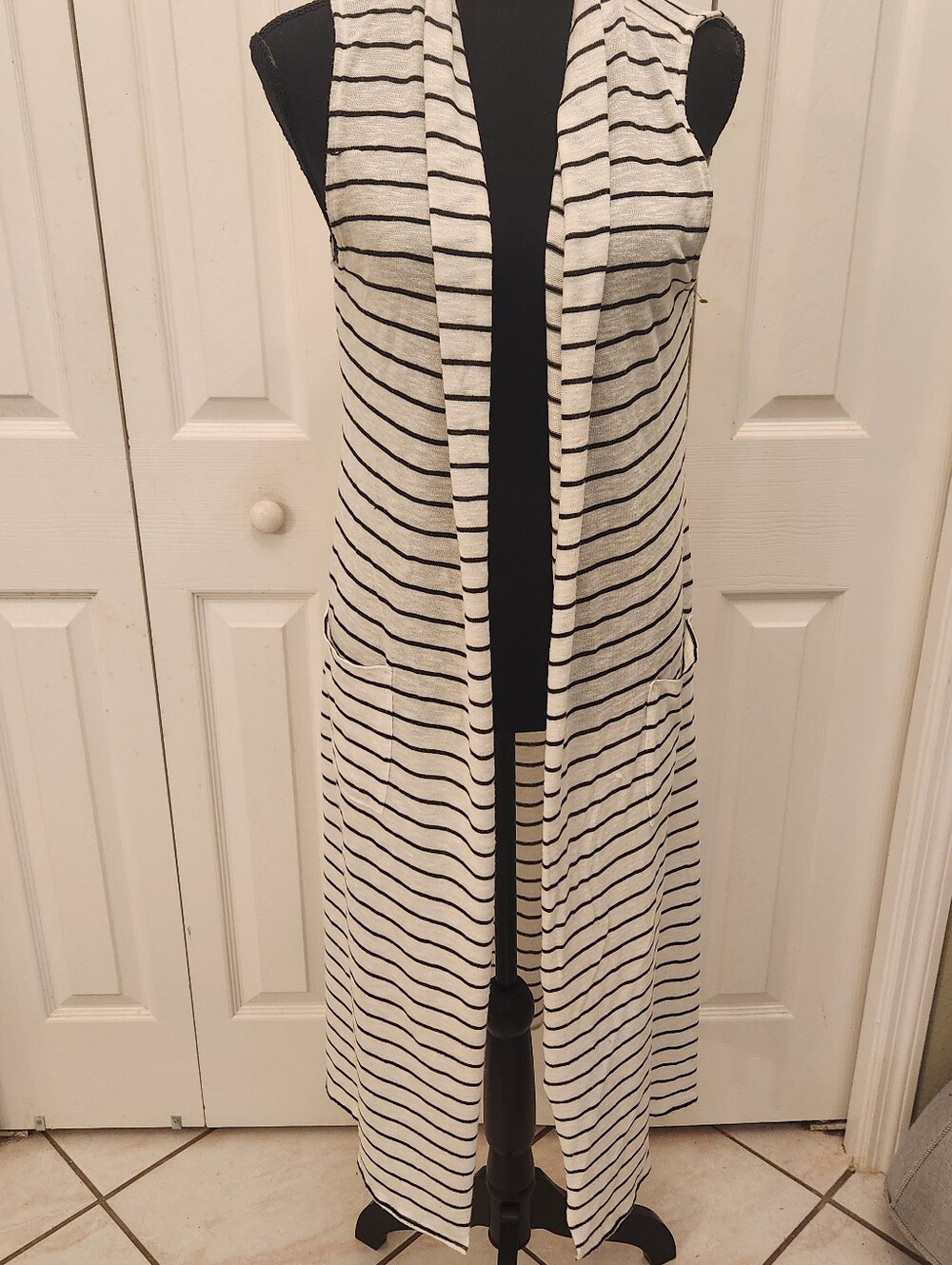 White House Black Market Sleeveless Striped Long Duster Vest - White & Black